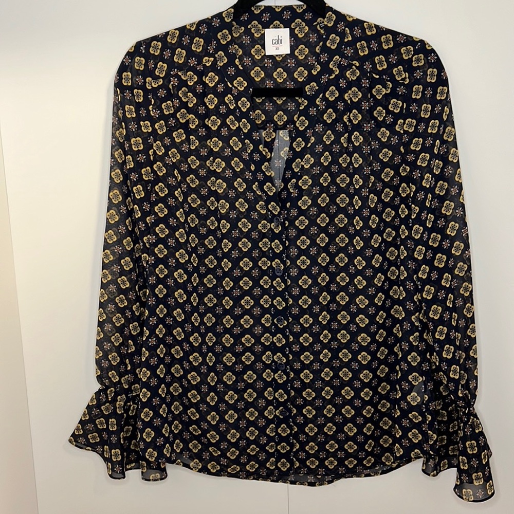 Cabi Mosiac Boho Blouse Size XS Bell Sleeves